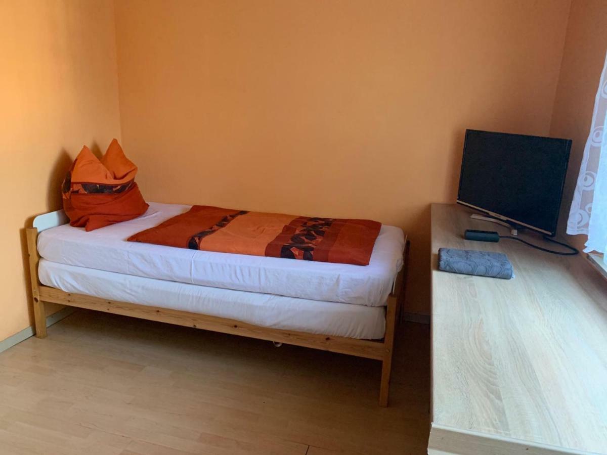 Gaestezimmer Fuchs Apartment Neuhausen auf den Fildern Ngoại thất bức ảnh